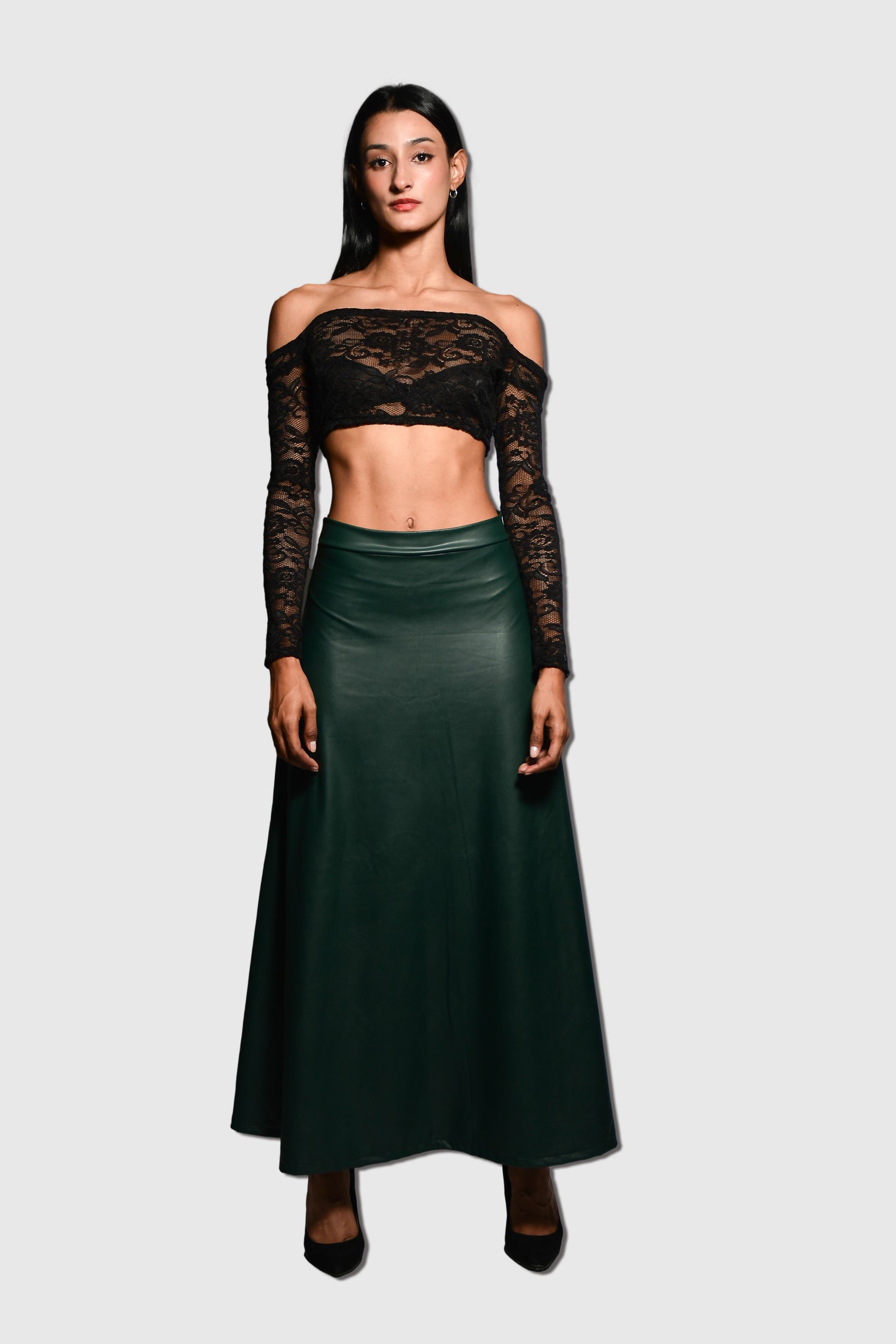 Falda de cuerina verde