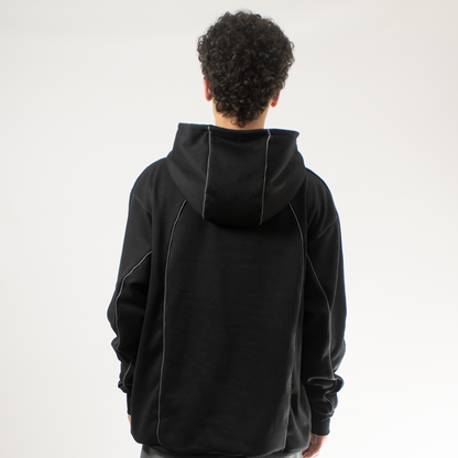 Hoodie negro líneas