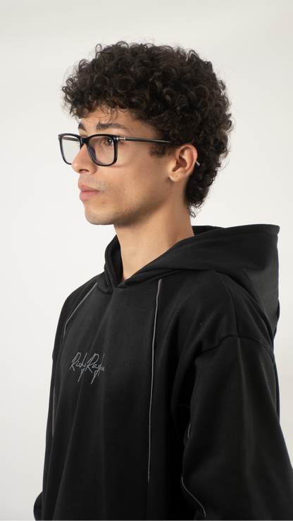 Hoodie negro líneas