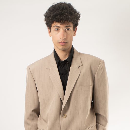Traje de sastrería beige
