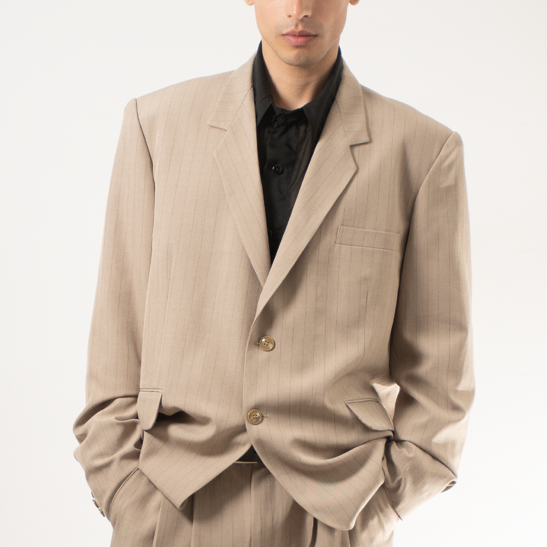 Traje de sastrería beige