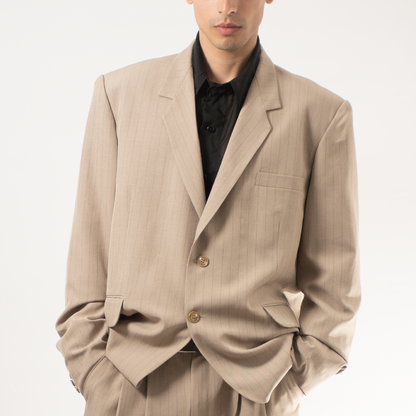 Traje de sastrería beige
