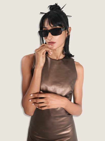 Vestido cuerina café