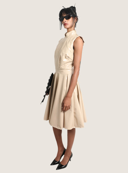 Vestido charol beige